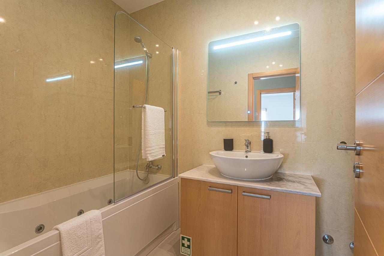 Apartamento T3 Mar Azul Apartment Nazare Exterior photo